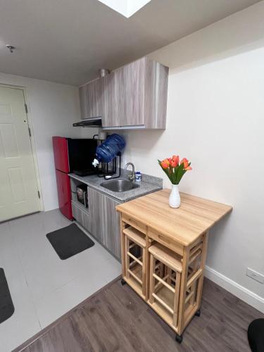 Studio with Balcony, Fast Wifi, Pool & Gym Access, near IT Park