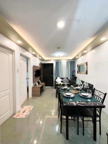 2BR Condo with Free Pool and Wifi beside SM Ecoland