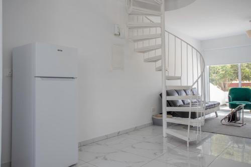 2BD Garden Apartment