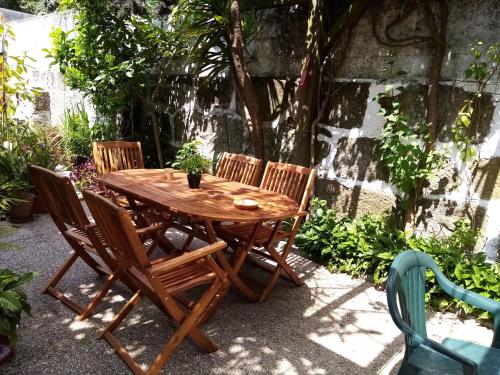 Metro Casa Música Apartments and Rooms