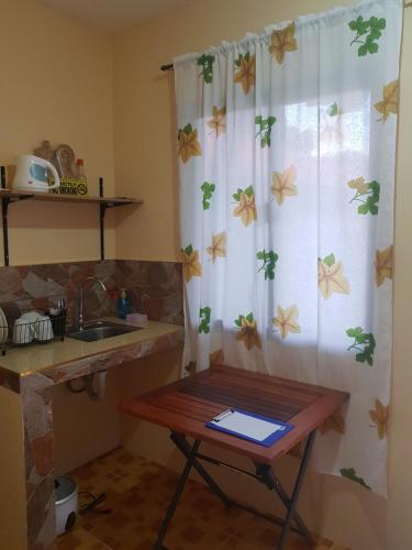 Elsa's Place Tagaytay Transient House