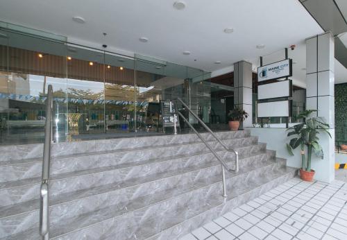 Maine Residences Tramo near NAIA Terminal