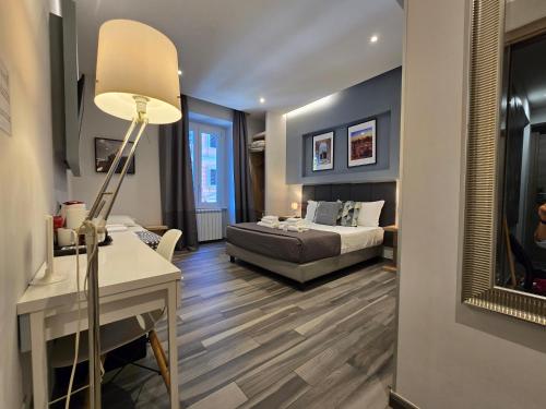 B&B Home 77