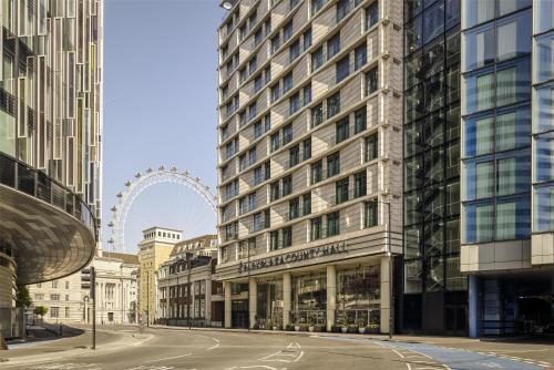 Park Plaza County Hall