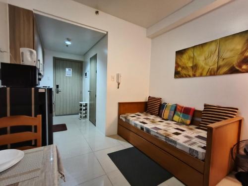 Shore Residences - Cozy 1BR Apartment near MOA