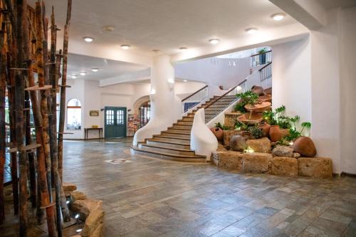 Coral Beach Hotel & Resort