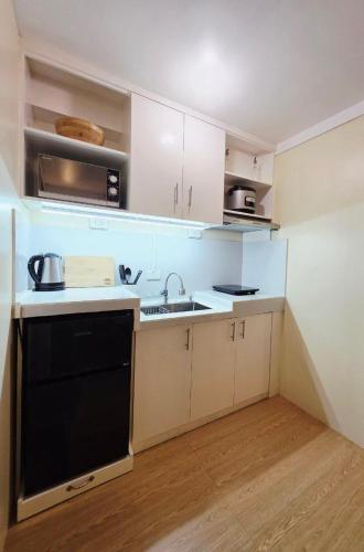 Urban Oasis for 7 with 200 mbps & Netflix