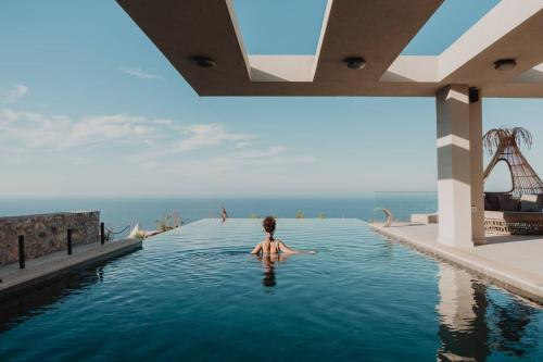 Happy Cretan Suites