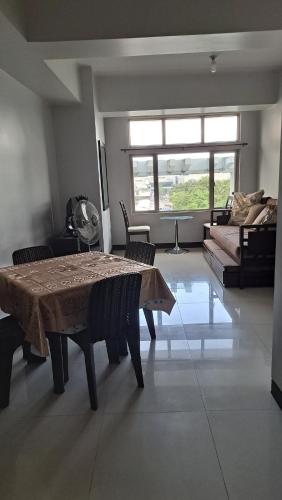 Comfy 2BR Condo for 4 in Araneta Center Cubao QC