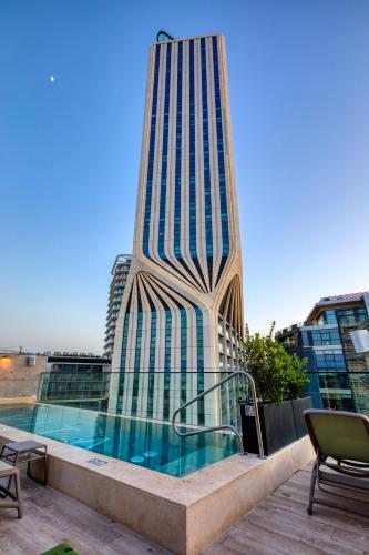 VITA Hotel & Rooftop