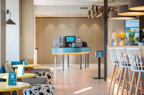 Hey Lou Hotel Piding