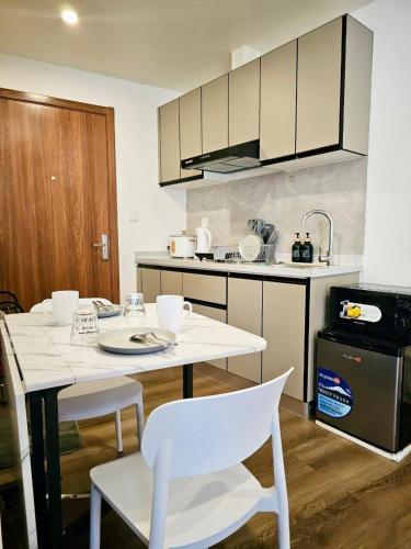 Condo in Baguio - Megatower 7 Near SM