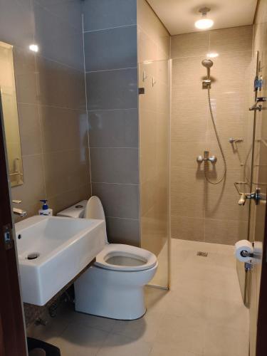 LDN 6F - Two Palm Tree Villas