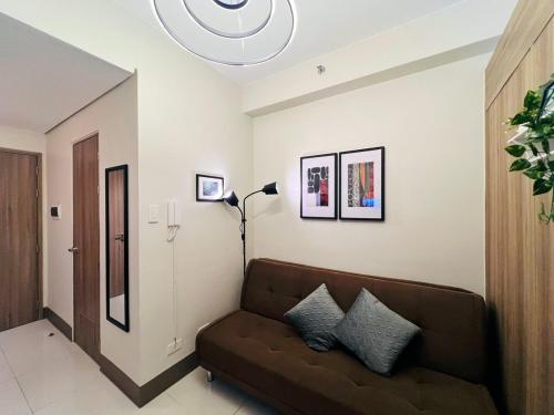 1BR Condotel with Balcony at FAME Residences #FM25-1