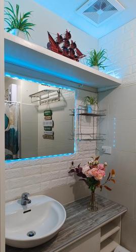 TAGAYTAY CONDO STAY BY RL's SUITE