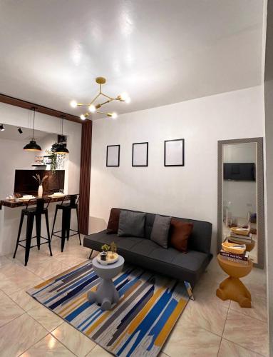 The Lounge Platinum by KRD