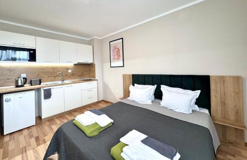 Sineva Del Sol Apartments