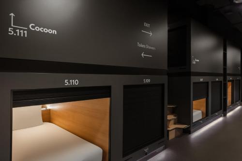 Zedwell Capsule Hotel Piccadilly Circus