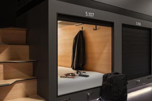 Zedwell Capsule Hotel Piccadilly Circus