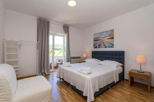 Francesca Guesthouse