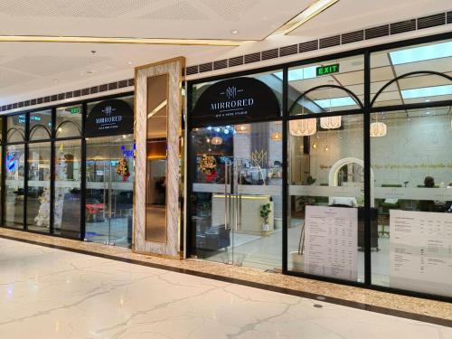 1BR Condotel with Balcony at FAME Residences #FM39-1