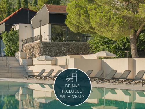 Ad Turres Holiday Resort