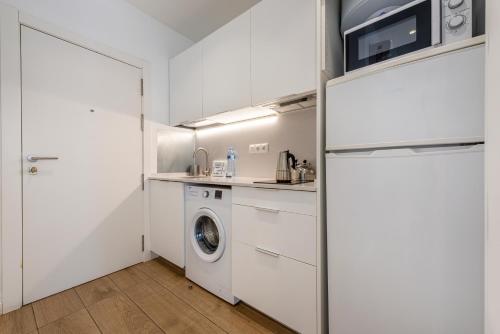 Espinach Port Serrallo