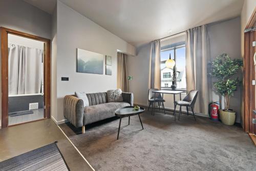Astro Apartments