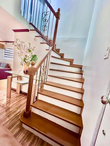 Affordable 2 BR 2 BA w/ Skycable, Netflix, & Amazon Prime