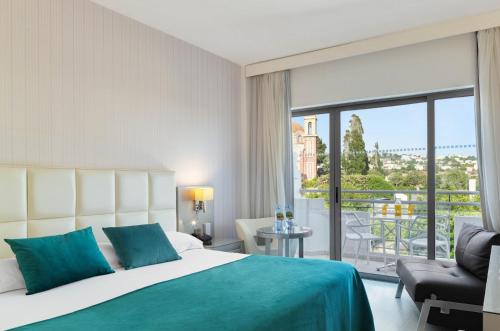 St. George Beach Hotel & Spa Resort