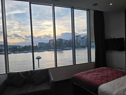 Rafayel on the Left Bank