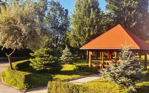 Villa & Restaurant Sedra