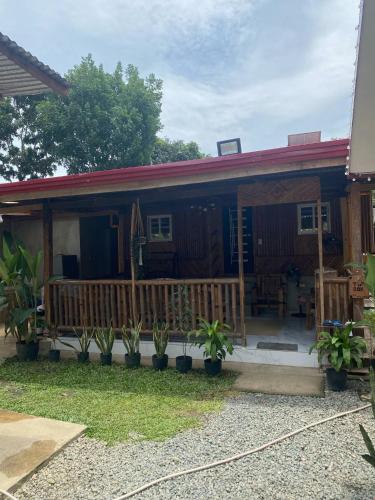 Main Kubo, La Ahoy RestHouse and Resort