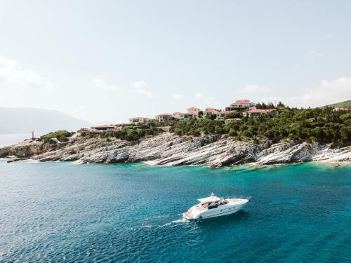 Emelisse Nature Resort