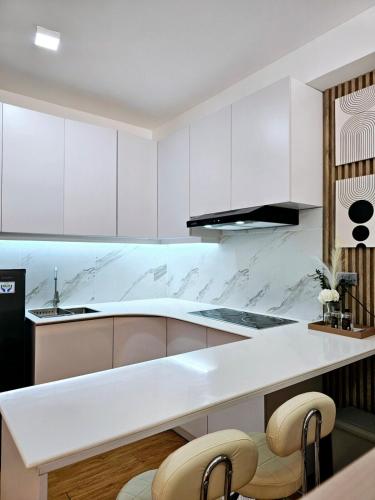 Modern Studio Avida Towers in IT Park