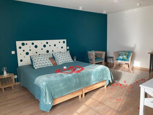 Les Arbres sous le vent à 10 min de Pairi Daiza