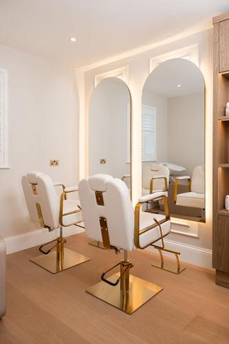 Tullyglass House Hotel