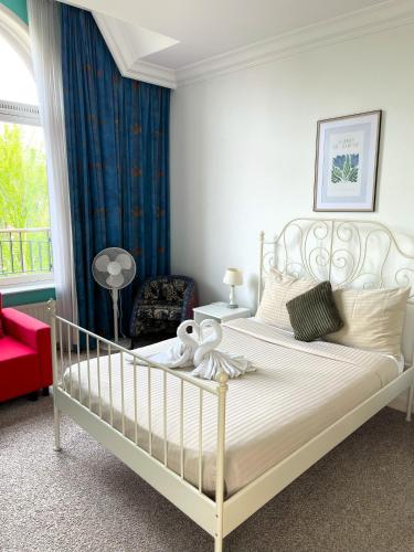 Flora's Palace - The Hague Scheveningen