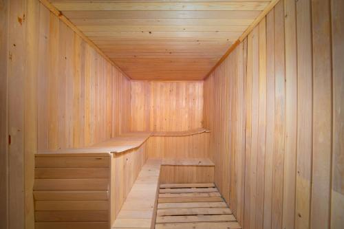 Pegasos Cave Suite