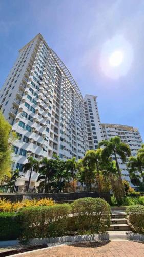 Anuva Condo Staycation