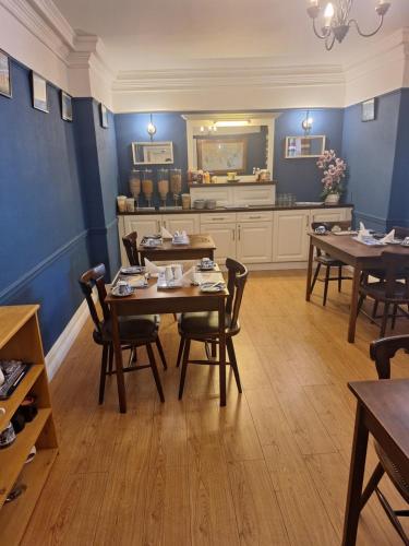 Rathmore House Baltimore B&B