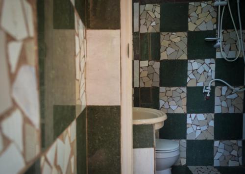 Stefanie Grace Paradise Inn