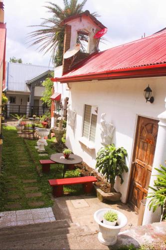 Spanish Casita Superior Suites Tagaytay