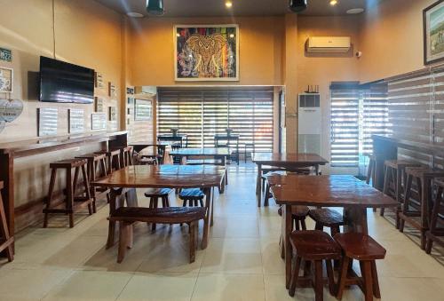 Sta Cruz Naga City by Reddoorz