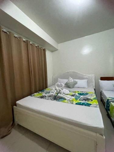 1148a 3br 1-king size 1queen size 2 double size 2-single size 1-extra matress Moa view