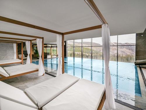 Swissotel Damian Jasna
