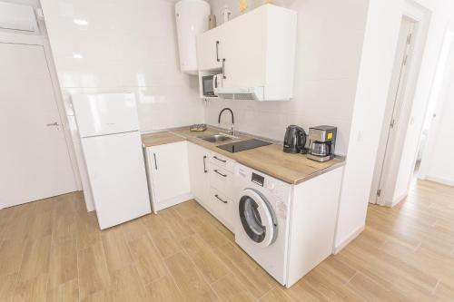 Apartamentos Centro Nerja Canovas Marimel