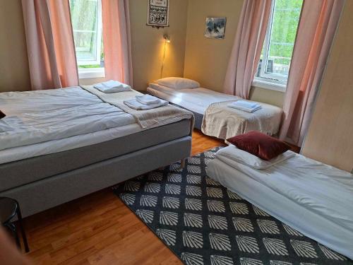 Privat leilighet på gård med badstue og nordlys