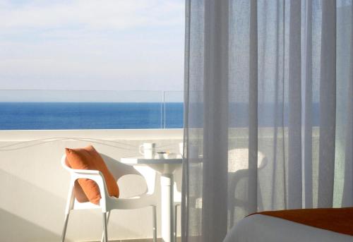 Crystal Springs Beach Hotel