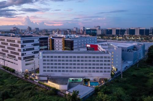 Park Inn by Radisson Clark